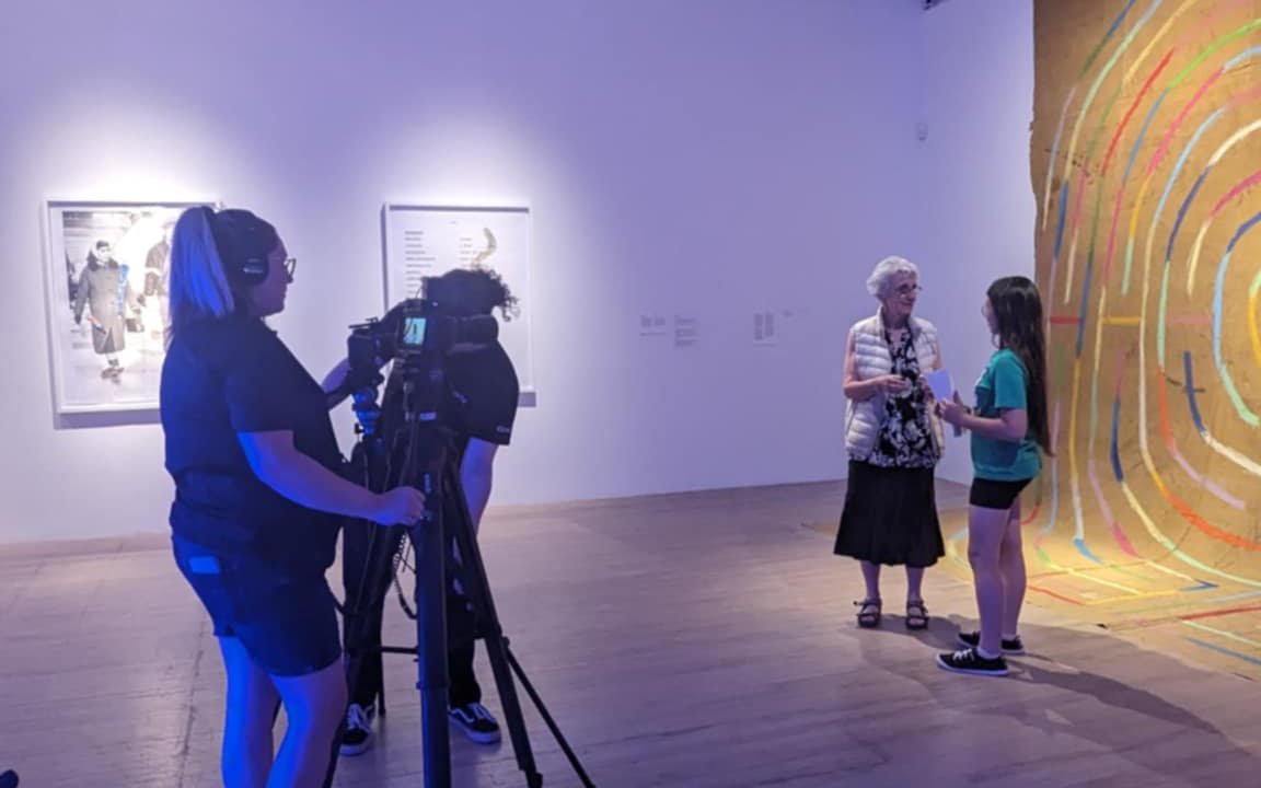 Vernissage de <em>Ficelles - récits intergénérationnels</em> et lecture d'un conte autochtone